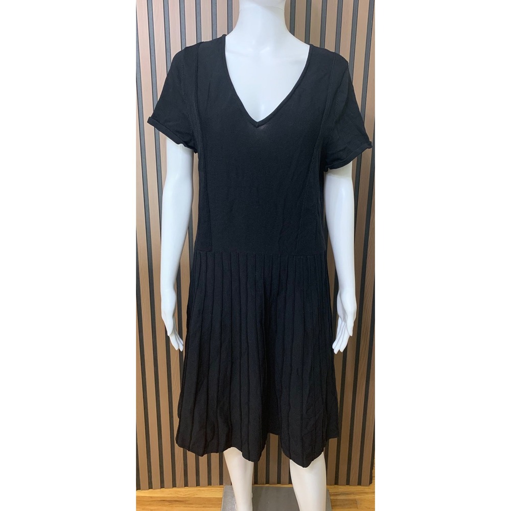 Ann Taylor Factory Women's Black V-Neck Pleated Sweater Dress Short Sleeve L
